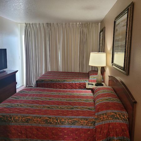 Queens Lodge Motel West Palm Beach Esterno foto