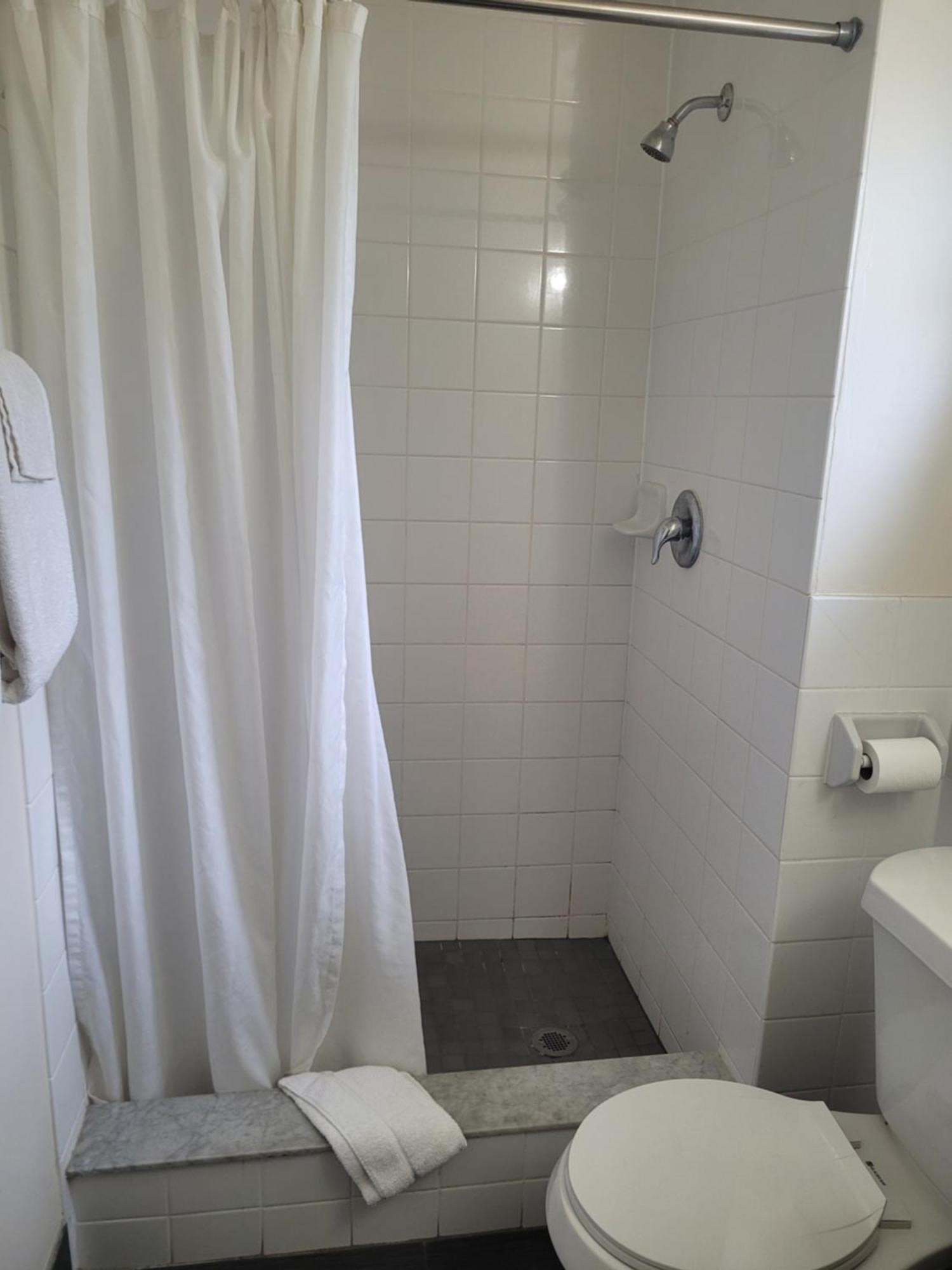 Queens Lodge Motel West Palm Beach Esterno foto