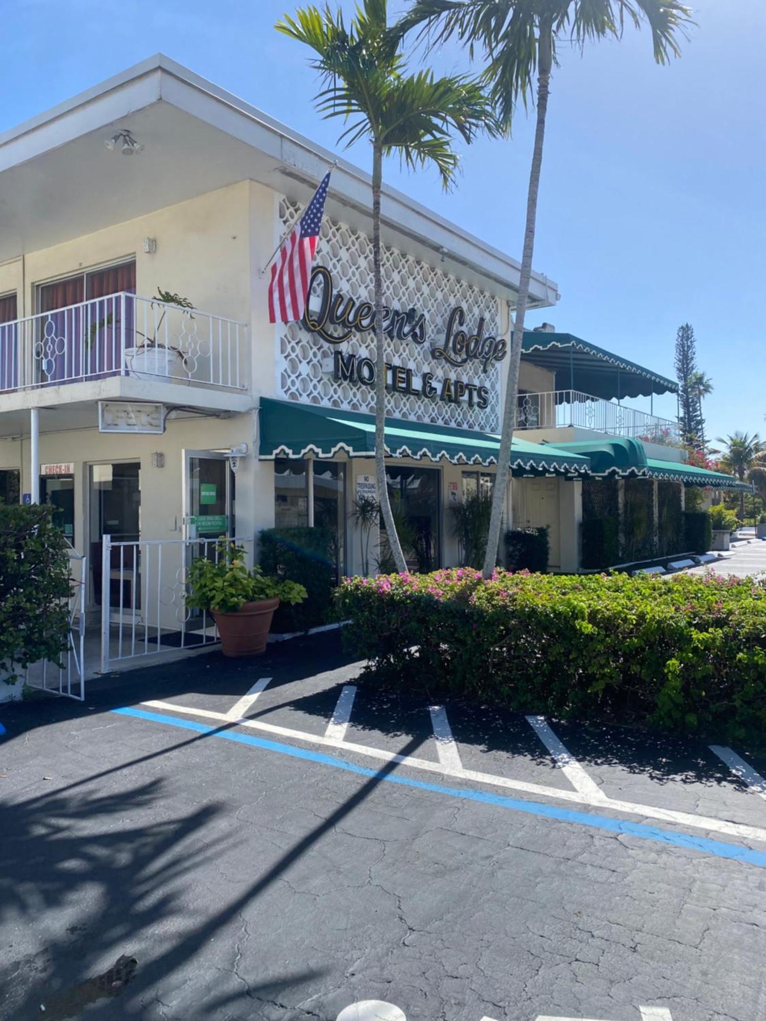 Queens Lodge Motel West Palm Beach Esterno foto